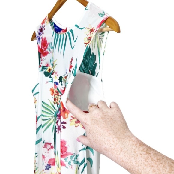 NWT APT 9 Womens Sleeveless Floral Print White Sheer Yoke Top Blouse M - Picture 5 of 16